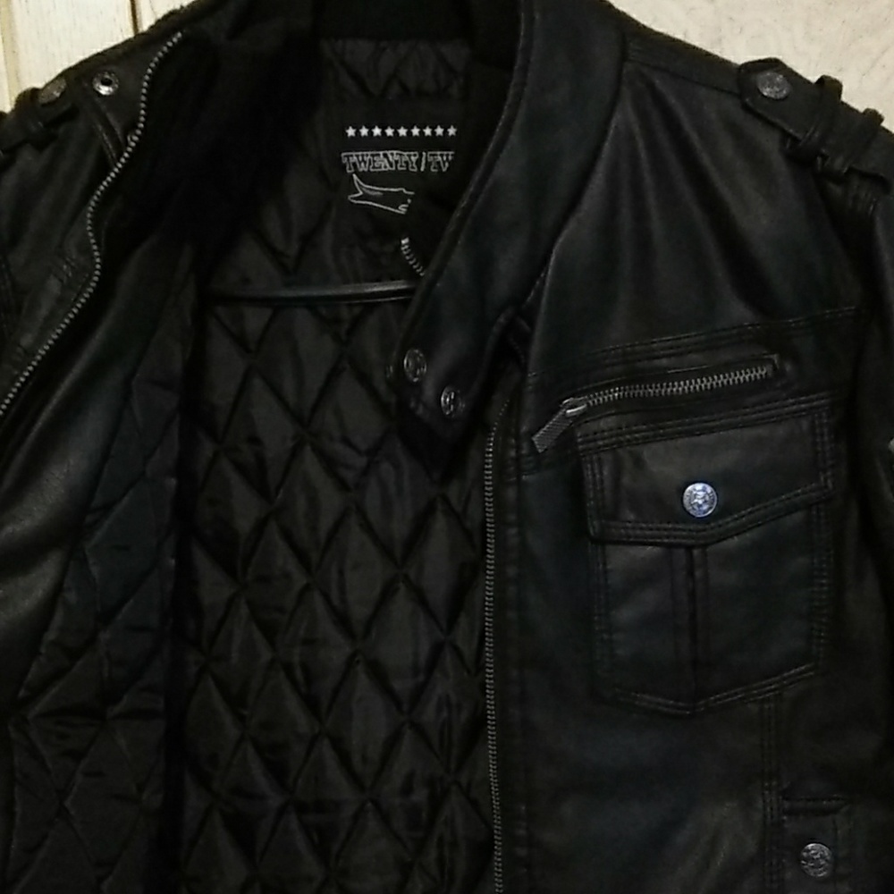 Boys winter Jacket - Picture 2 of 3